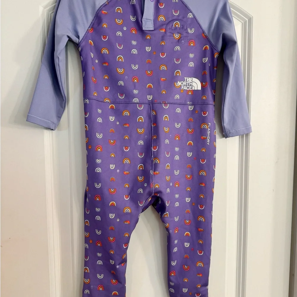 The North Face Kids' Rainbow One Piece / Rash guard / 6-12 months / 40 spf